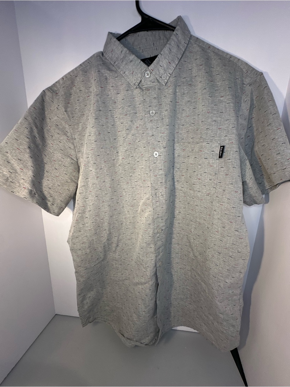 Men's Short-Sleeve Button-Down Shirt - Light Gray pattern Molokai Surf Co.